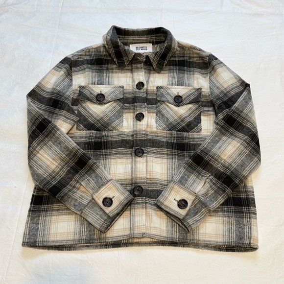 BB Dakota Jackets & Blazers - BB Dakota by Steve Madden Women’s Plaid Boxy Shacket /Fall Anthracite M